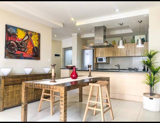 2 BEDROOM APARTMENT FOR SALE IN SANDTON CENTRAL